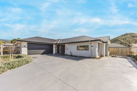 Photo of property in 213c Waikawa Road, Waikawa, Picton, 7220