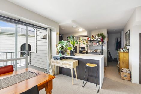 Photo of property in 8j Finlay Terrace, Mount Cook, Wellington, 6021