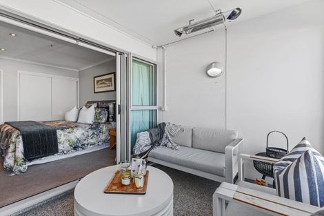 Photo of property in Mooring Apartments, 304/277 Maunganui Road, Mount Maunganui, 3116