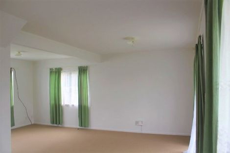 Photo of property in 71a Barrack Road, Mount Wellington, Auckland, 1060