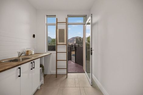 Photo of property in 1 Rapley Close, Arrow Junction, Queenstown, 9371