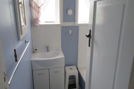 Photo of property in 2 Belt Street, Waimate, 7924