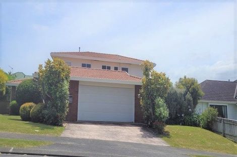 Photo of property in 43 Joseph Banks Drive, Whitby, Porirua, 5024