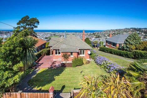 Photo of property in 135 Forfar Street, Clyde Hill, Dunedin, 9011