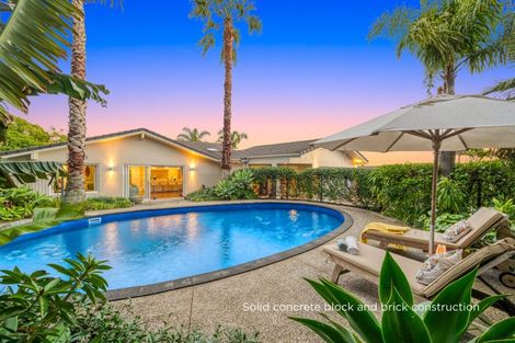 Photo of property in 11 Holly Way, Sunnyhills, Auckland, 2010