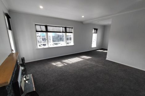 Photo of property in 1006 Tremaine Avenue, Roslyn, Palmerston North, 4414