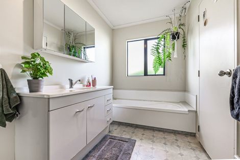 Photo of property in 7 Whinfell Lane, Nawton, Hamilton, 3200