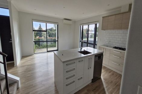 Photo of property in 51 Eugenia Rise, Totara Heights, Auckland, 2105