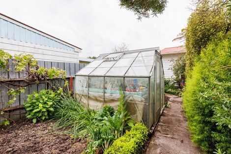 Photo of property in 7 Clarke Avenue, Highbury, Palmerston North, 4412