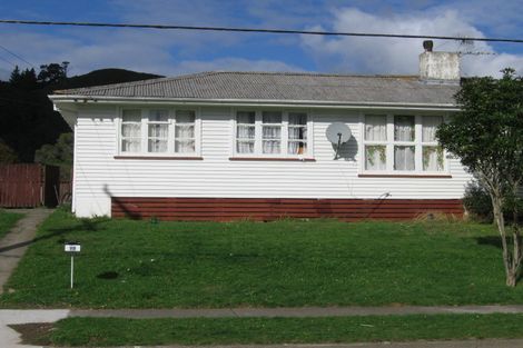 Photo of property in 79 Farmer Crescent, Taita, Lower Hutt, 5011