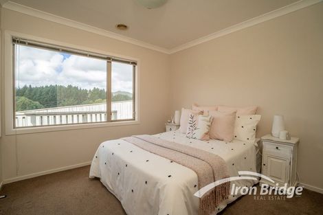 Photo of property in 65 Te Puia Drive, Aotea, Porirua, 5024