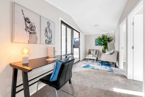 Photo of property in 4 Burlington Place, Manurewa, Auckland, 2102