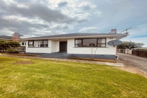 Photo of property in 1/56 Hayr Road, Three Kings, Auckland, 1042