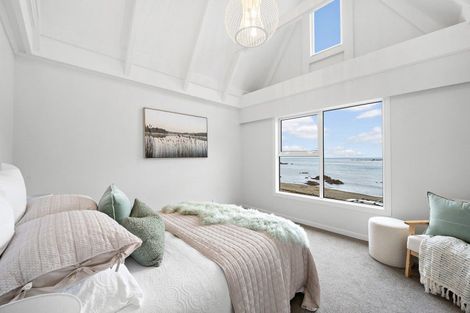 Photo of property in 30 Owhiro Bay Parade, Owhiro Bay, Wellington, 6023