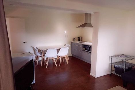 Photo of property in 2/58 Cliff Road, Torbay, Auckland, 0630