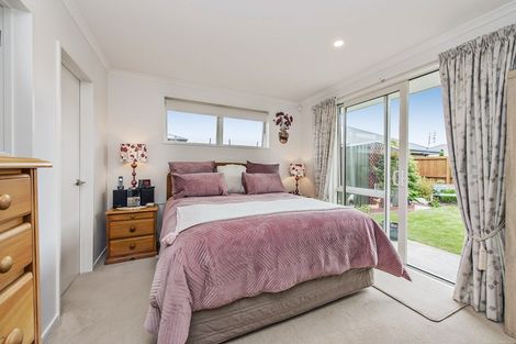 Photo of property in 33 Chandler Way, Rolleston, 7615