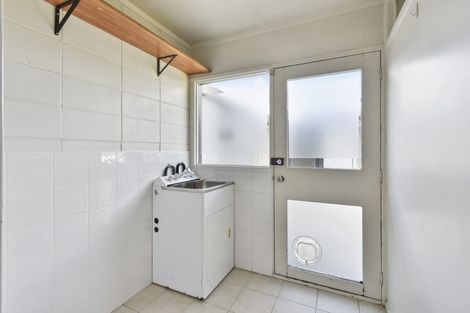 Photo of property in 1 Arthur Place, Opaheke, Papakura, 2113