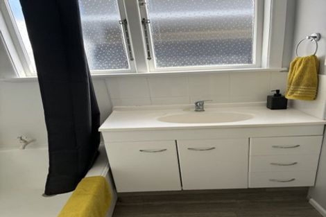 Photo of property in 28 Johnsview Terrace, Hillcrest, Hamilton, 3216