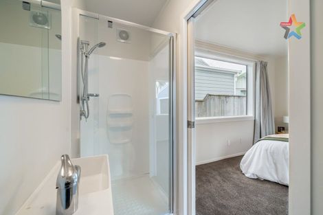 Photo of property in 221 The Esplanade, Petone, Lower Hutt, 5012