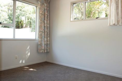 Photo of property in 12 Beaudine Avenue, Glenfield, Auckland, 0629