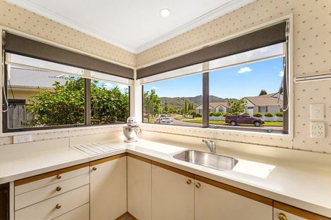 Photo of property in 1/24 Comeskey Grove, Elderslea, Upper Hutt, 5018