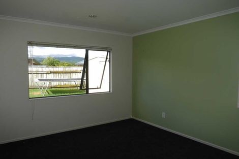 Photo of property in 8 Santa Teresa Court, Paraparaumu Beach, Paraparaumu, 5032