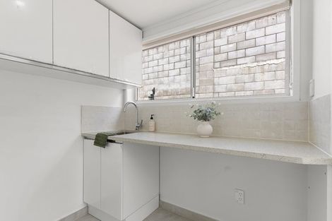 Photo of property in 29a Archers Road, Hillcrest, Auckland, 0629