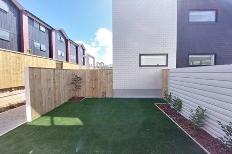 Photo of property in 3/14 Wilsher Crescent, Henderson, Auckland, 0612