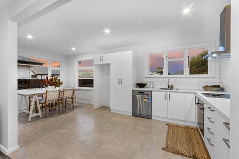 Photo of property in 57 Vivian Street, Burwood, Christchurch, 8083