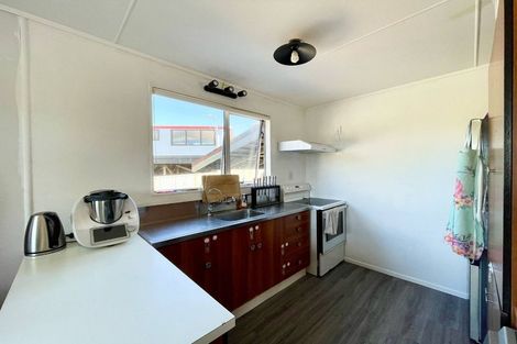 Photo of property in 10 Wicklow Place, Bell Block, New Plymouth, 4312