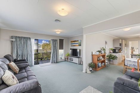 Photo of property in 12 Towai Street, Inglewood, 4330