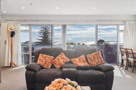 Photo of property in 1086 Papamoa Beach Road, Papamoa Beach, Papamoa, 3118