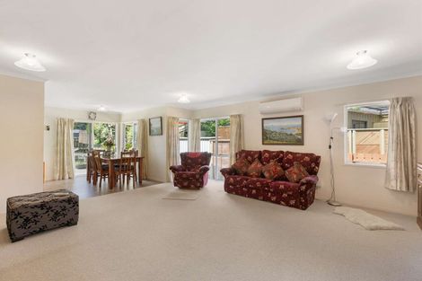 Photo of property in 90 Victoria Street, Coromandel, 3506