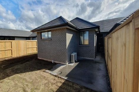 Photo of property in 10 Wawai Drive, Papamoa Beach, Papamoa, 3118
