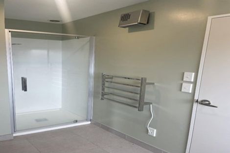 Photo of property in 32 Berkshire Drive, Avonhead, Christchurch, 8042