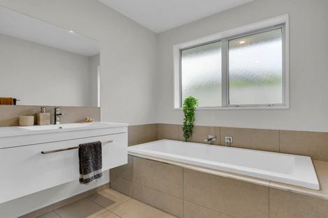 Photo of property in 9 Ronaldson Lane, Wigram, Christchurch, 8042