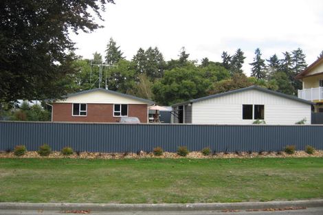 Photo of property in 17 Owen Street, Temuka, 7920