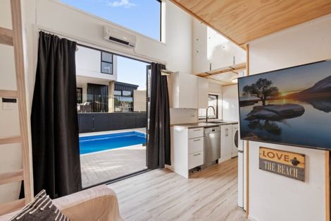 Photo of property in 18 Motiti Road, Papamoa Beach, Papamoa, 3118