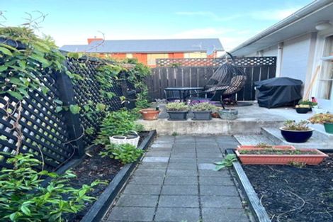 Photo of property in 2/30 Stoneyhurst Street, St Albans, Christchurch, 8014