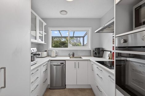 Photo of property in 1/81 Maces Road, Bromley, Christchurch, 8062