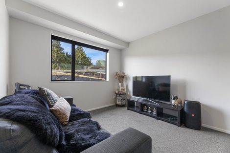 Photo of property in 6 Kingsgate Lane, Waihola, Milton, 9073