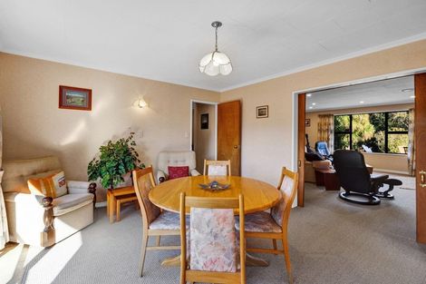 Photo of property in 9 Burnside Avenue, Hawera, 4610