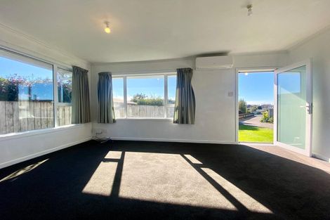 Photo of property in 8 Riverside Drive, Waiuku, 2123