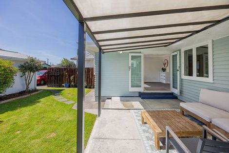 Photo of property in 2/27 Trevelyan Street, Onekawa, Napier, 4110