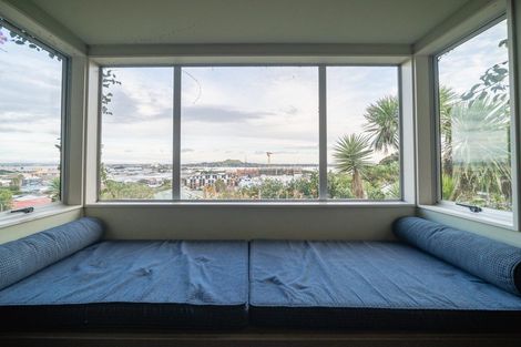 Photo of property in 41a Quadrant Road, Onehunga, Auckland, 1061