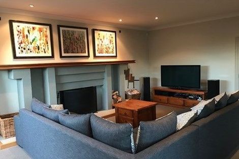 Photo of property in 40 Downing Street, Crofton Downs, Wellington, 6035