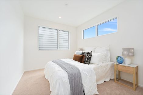 Photo of property in 80c Matipo Road, Te Atatu Peninsula, Auckland, 0610