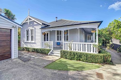 Photo of property in 60 Wiseley Road, Hobsonville, Auckland, 0618