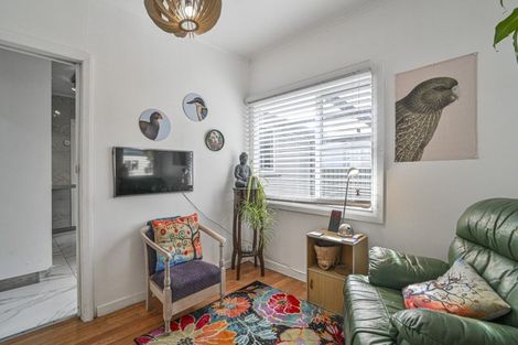 Photo of property in 301 Park Road North, Parkvale, Hastings, 4122