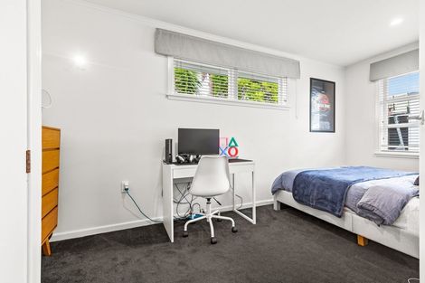 Photo of property in 1 Allington Road, Massey, Auckland, 0614